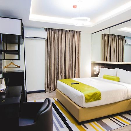 Estrella Boutique Hotel อาบูจา ภายนอก รูปภาพ