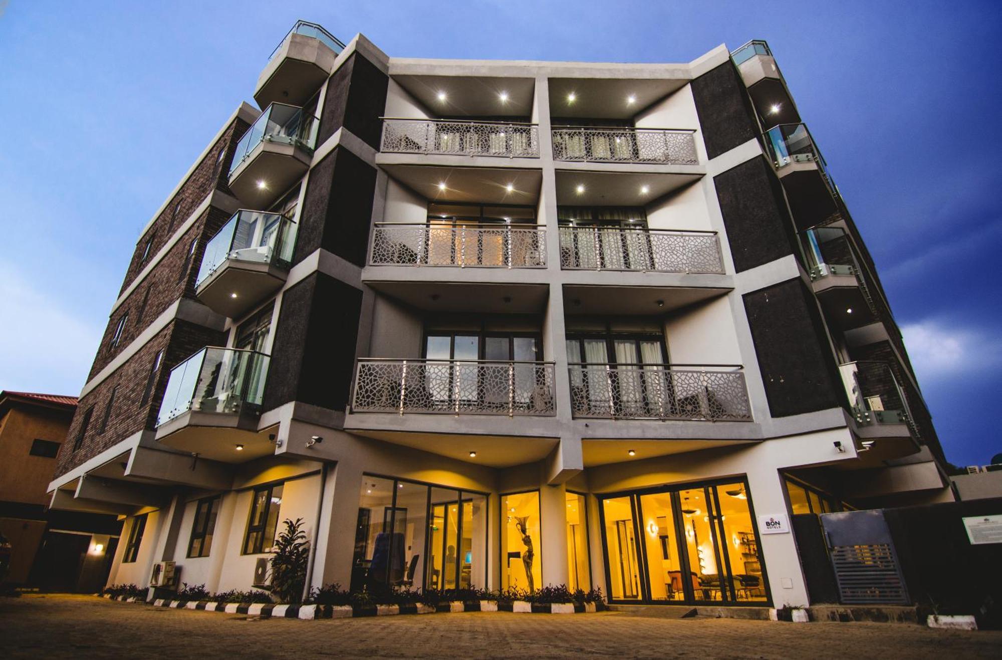 Estrella Boutique Hotel อาบูจา ภายนอก รูปภาพ